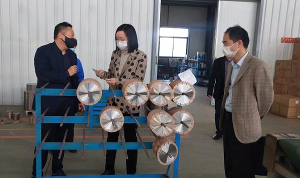 鄂州市市委常委、統戰部部長(cháng)鄒霞 蒞臨湖北昌利公司調研